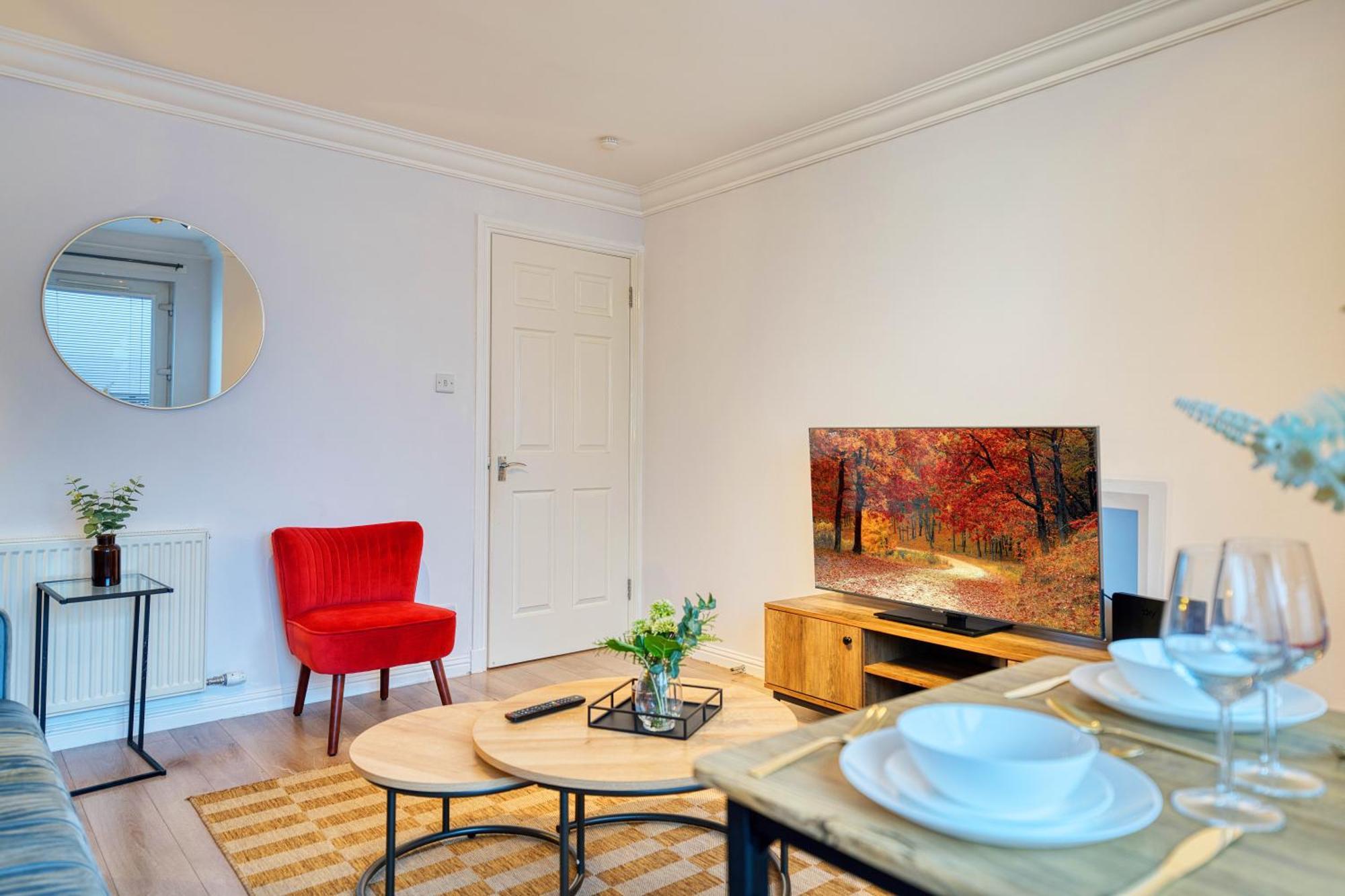 Апартаменты Modern 2 Bed Flat With Free Parking Глазго Экстерьер фото